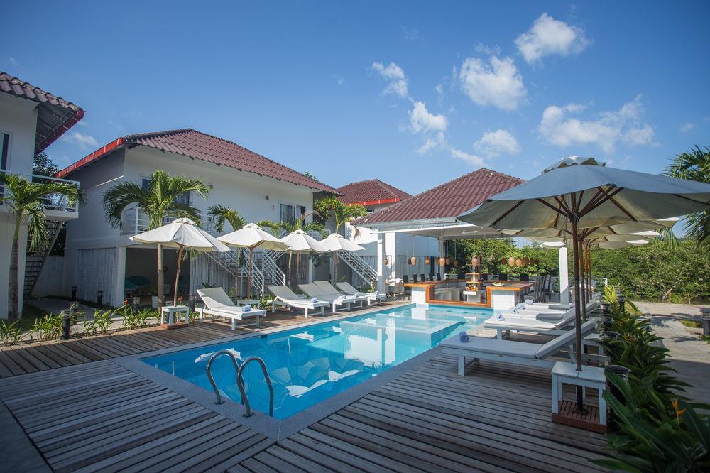 Golden River Resort Sihanoukville Exterior foto